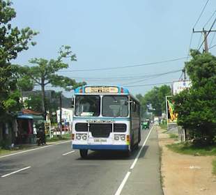 Bus kommt von Kalutara 