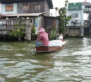 Schimmende Verkäufer