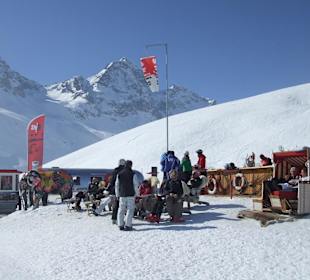 Schneebar & "Ruhezone" außerhalb vom El Paradiso