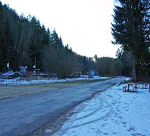 Im Winter Links Parkmöglichkeit