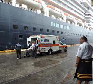 1. Hafen , Ende der Kreuzfahrt