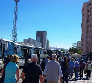 Zu den Bussen nach Ephesus
