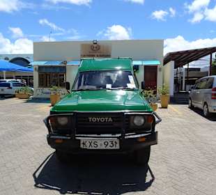 Landcruiser bereit für die Safari