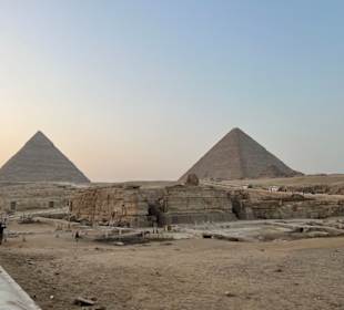 Grab und Pyramiden 