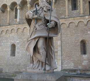 Denkmal für den Apostel der Deutschen
