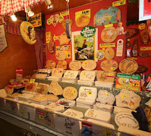 Weihnachtsbuden auf dem Spittaplatz