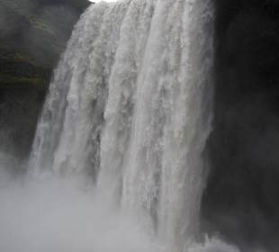Skogafoss waterfall