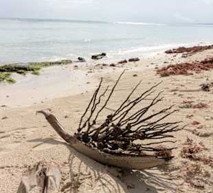 Öffentlicher Strand bei Abendspaziergang