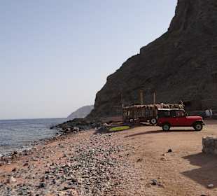 Dzika plaża za hotelem Happy Life Village