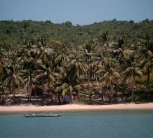 Strand auf Phu Quoc vom Boot aus