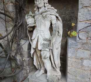 Skulptur im Innenhof