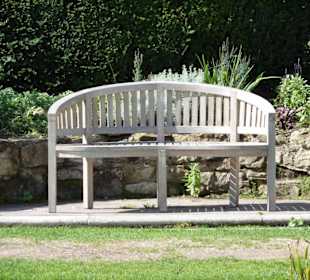 Bank im Italienischen Garten
