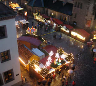 Nikolaikirchhof bei Nacht