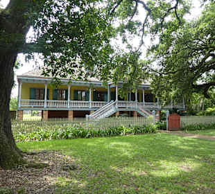 Das Herrenhaus im Garten