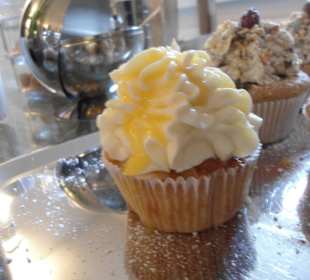 Mr. Cake Cologne - Lemone Royal