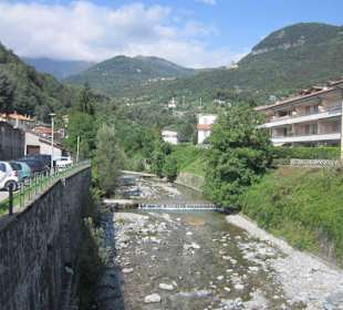 Uferpromenade in Richtung Dongo