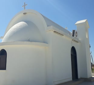  Kirche am Nissi Beach