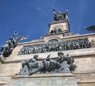 Am Niederwalddenkmal