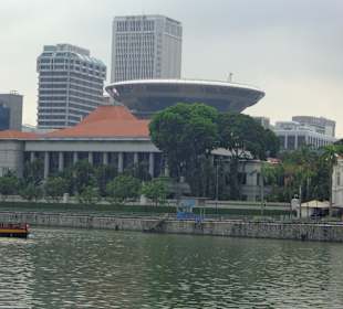 Fluß kurz vor Marina Bay
