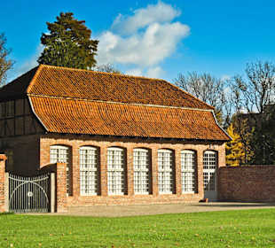 Парк Замка Ойтин. Золотая осень.