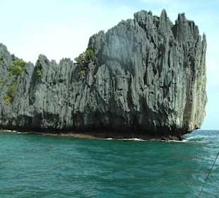 Felsen vor der Big Lagoon