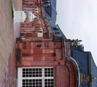 Seitlicher rechter Teil des Schlosses