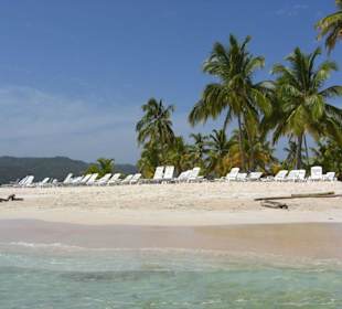 Strand von Cayo Levantado