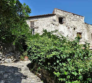 Rundgang durch die Altstadt von Eus