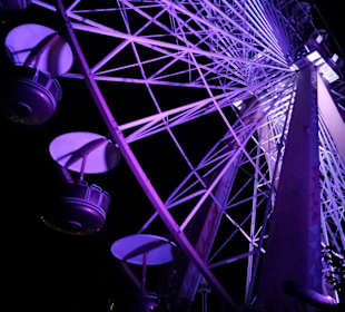 Das Riesenrad bei Nacht