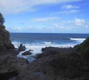 Steilküste irgendwo an der Road to Hana