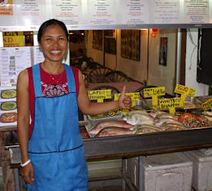 Lucky Tom's Restaurant