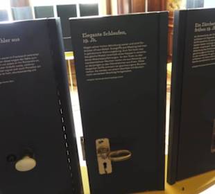 Heimatschutzzentrum in der Villa Patumbah