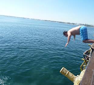 Sprung vom Piratenschiff