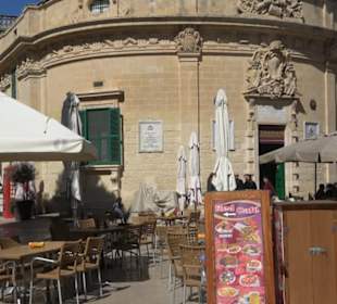 Pjazza l-Indipendenza