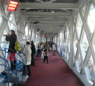 L'interno del Tower Bridge