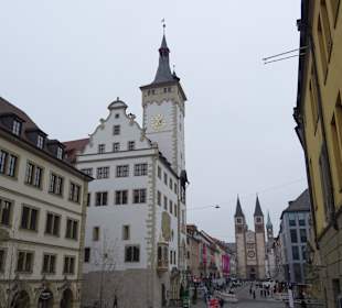 St. Kiliansdom im Hintergrund