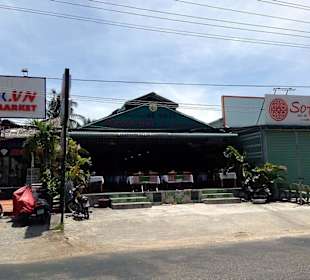 Madam Dinh Number One Restaurant