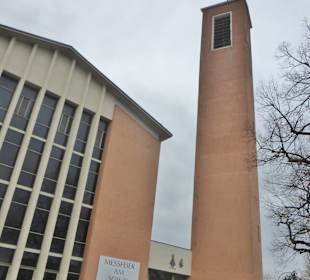 Schweinfurt Oberndorf: die Kirche St. Josef