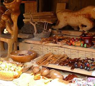 Souvenirs aus Holz