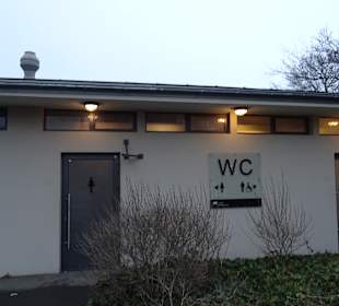Toilletten beim Zugang Hofgarten