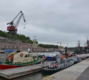 Div. Schiffe zum besichtigen