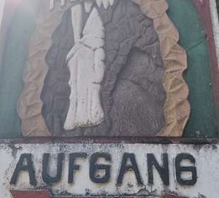 Zuerst muss man etwas aufwärts 