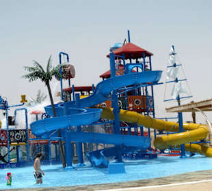 Wasserpark mit 46 Rutschen im Makadi Resort