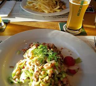 Zwiebelbraten und Krabbenbrot