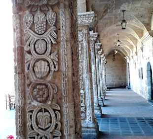 Claustros de la Compania