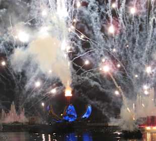 Epcot: IllumiNations: Reflections of Earth