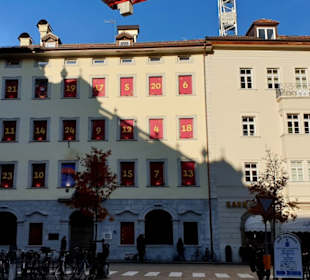 Adeventkalender beim Haus