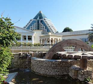 WAFI mit ausgefallener Architektur