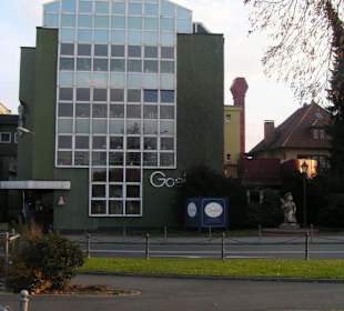 Eingang zum Werk Goebel 