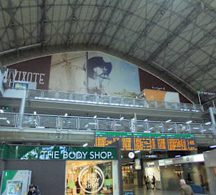 Zabytkowa stacja wewnątrz